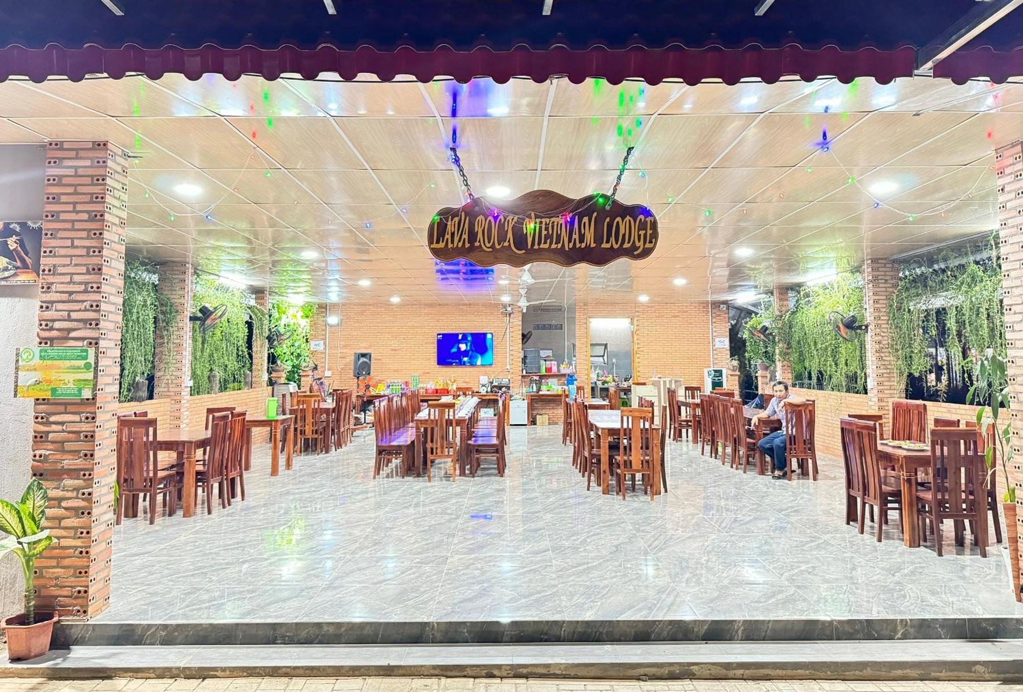 Lava Rock Viet Nam Lodge Anhfly Resort Nam Cat Tien Luaran gambar