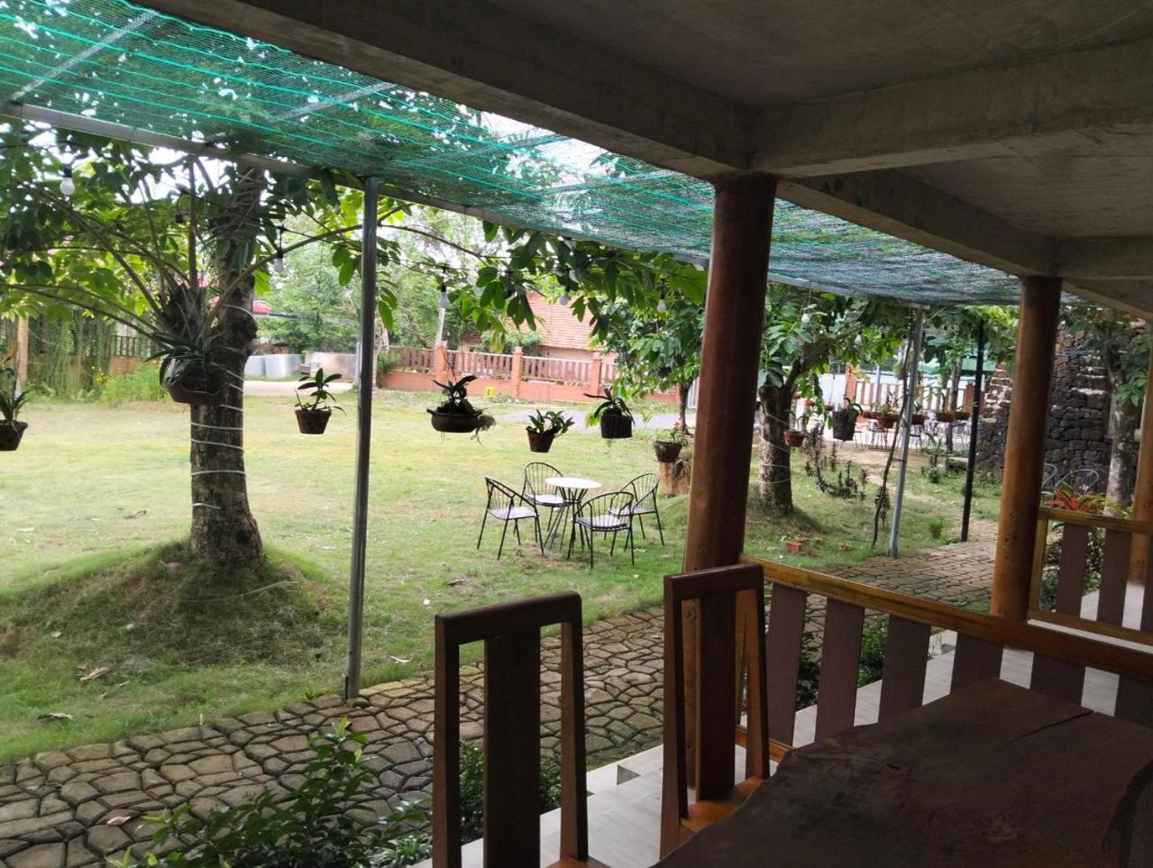Lava Rock Viet Nam Lodge Anhfly Resort Nam Cat Tien Luaran gambar