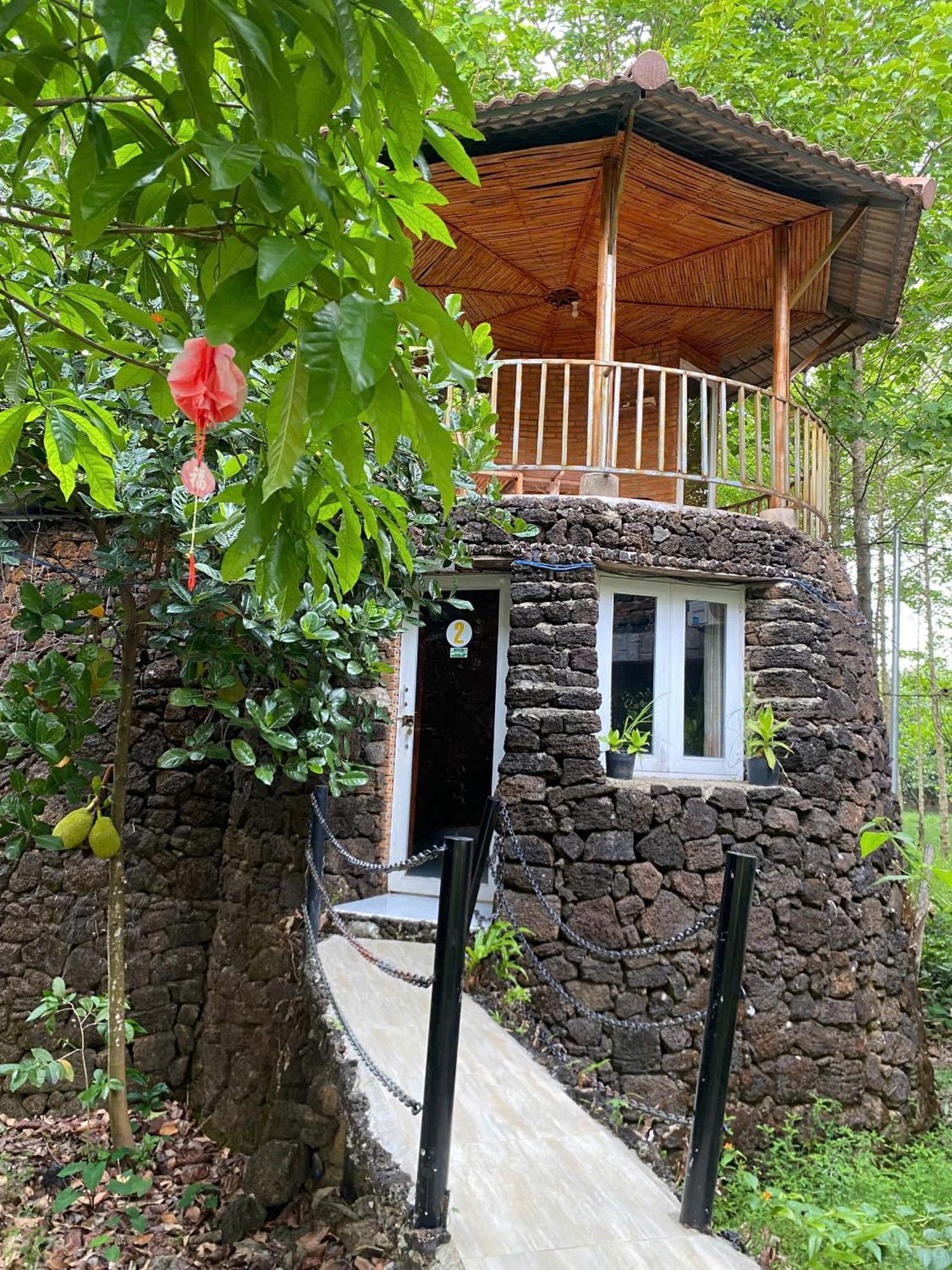 Lava Rock Viet Nam Lodge Anhfly Resort Nam Cat Tien Luaran gambar